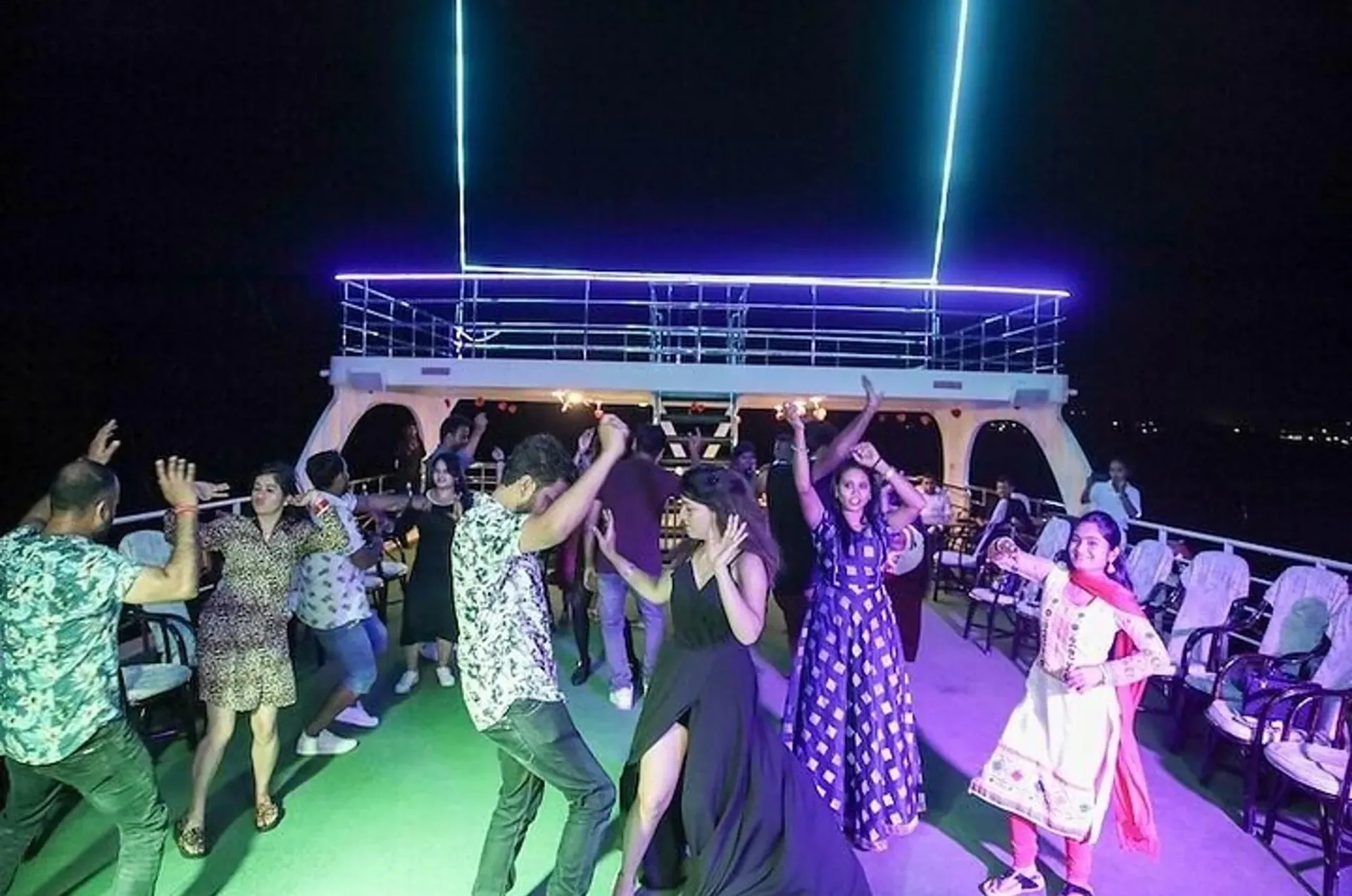 Romantic Yacht Dinner Cruise — 8